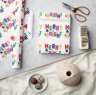 Vrolijk en helder dennenboom rendier sneeuwman cadeaupapier