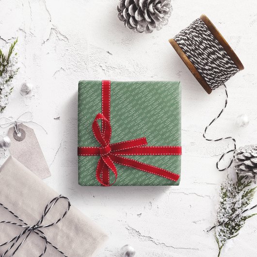 Vrolijk en helder gepersonaliseerd cadeaupapier