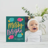 Vrolijk en helder kleurrijke kerstverlichting Foto Feestdagenkaart (Staand voorkant)