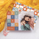 Vrolijk en helder kleurrijke moderne kerstfoto folie feestdagenkaart<br><div class="desc">Geef uw kerstkaarten een sprankeling met echt goud, zilver of roos gouden folie! Vier het seizoen in stijl met onze "Merry & Bright" foto folie kaart, een gedurfd en levendig ontwerp dat ideaal is voor diegenen die houden van een leuke, eigentijdse draai aan traditie. Met kleurrijke vierkanten in sinaasappel, geel,...</div>