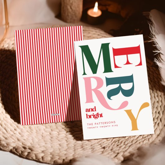 Vrolijk en helder kleurrijke retro kerst feestdagenkaart