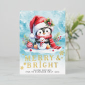 Vrolijk en helder Pinguïn Blauw Rood Goud Kerstmis Folie Feestdagenkaart (Staand Voorkant)