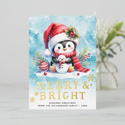 Vrolijk en helder Pinguïn Blauw Rood Goud Kerstmis Folie Feestdagenkaart (Staand Voorkant)
