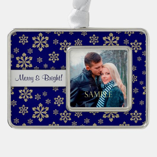 Vrolijk en helder sneeuwvlok Sjabloon Verzilverd Omlijst Ornament (Voorkant)