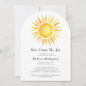 Vrolijk geel hier komt het zoon Baby shower Kaart (Voorkant)