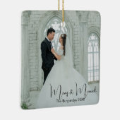 Vrolijk & Getrouwd 1e Kerstmis Bruiloft Foto Keramisch Ornament (Rechts)