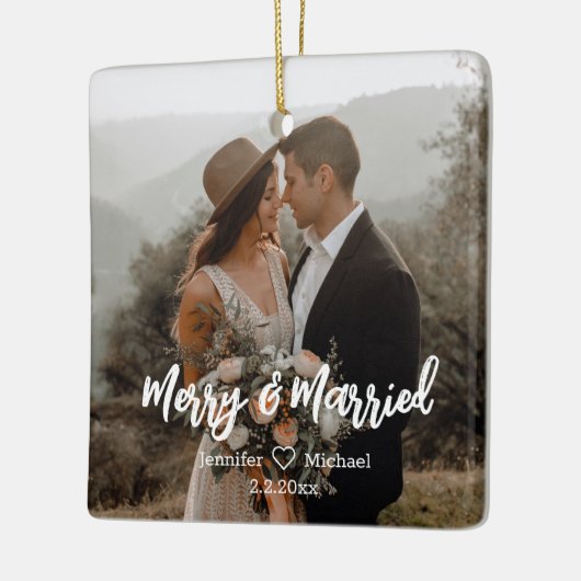vrolijk&getrouwd, newlyweds 2 foto's handschrift keramisch ornament (Links)