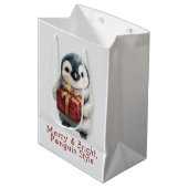 Vrolijk & Helder Pinguïn Kerstmis Medium Cadeauzakje (Voorkant Gekanteld)