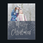 Vrolijk kerstblauw en zilveren Waterverf Foto Feestdagenkaart<br><div class="desc">Vrolijk kerstblauw en zilveren Waterverf kerstfotokaart. Het afbeelding en de familienaam kunnen worden vervangen op de indigo en zilveren Merry Christmas Waterverf Christmas Kaart.</div>