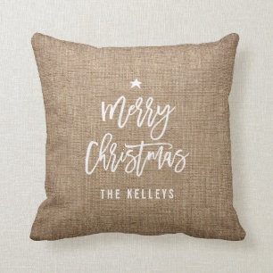 Vrolijk kerstborstel script rustiek gepersonalisee kussen