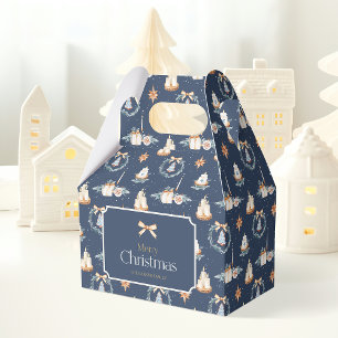 Vrolijk kerstcadeau doos met gouden boog bedankdoosjes