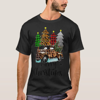 Vrolijk kerstcadeautje met kerstboom t-shirt