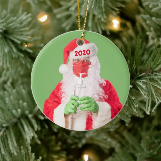 Vrolijk kerstfeest 2020 Santa Hand Sanitizer TP Keramisch Ornament (Boom)