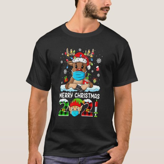 Vrolijk kerstfeest 2021 Reindeer Santa Pajamas Fam T-shirt (Voorkant)