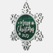 Vrolijk Kerstfeest 2023 Groen Plaid Tin Sneeuwvlok Ornament (Rechts)