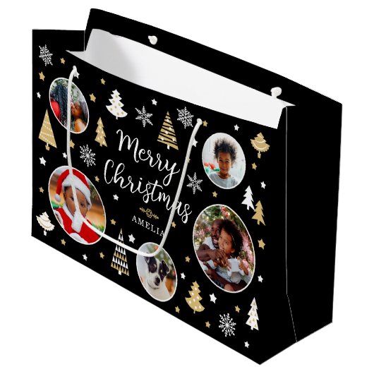Vrolijk Kerstfeest Bomen Fotonaam Zwart Groot Cadeauzakje (Voorkant Gekanteld)