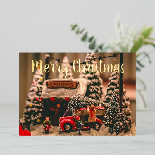 Vrolijk Kerstfeest  Boomwinkel Rode Truck Folie Feestdagenkaart (Staand Voorkant)
