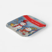 Vrolijk kerstfeest, drie kleurrijke sneeuwpoppen, papieren bordje (Gebogen)