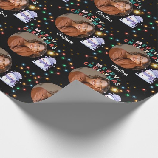 Vrolijk kerstfeest een cirkel foto en naam sneeuwp cadeaupapier (Hoek)