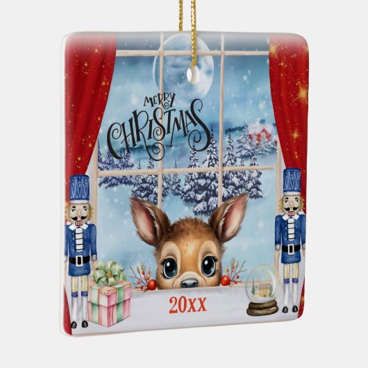 Vrolijk Kerstfeest - Fawn gluren door het raam Keramisch Ornament (Rechts)