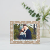 Vrolijk kerstfeest Foto Snowflakes Kraft Briefkaart (Staand voorkant)