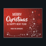 Vrolijk Kerstfeest Gelukkig Nieuwjaar Rode Witte B Feestdagenkaart<br><div class="desc">Personaliseer deze moderne vakantie briefkaarten met achtergrondkleur in rood en wit twinkelende lichten en kerstboom. Vrolijk kerstfeest en gelukkig nieuwjaar in het wit. Voeg vooraan de familienaam toe of verwijder deze. Achterkant van de kaart bewerkbaar met optie om bericht toe te voegen of te verwijderen om handgeschreven bericht te schrijven....</div>