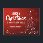 Vrolijk Kerstfeest Gelukkig Nieuwjaar Rode Witte B Feestdagenkaart<br><div class="desc">Personaliseer deze moderne vakantie briefkaarten met achtergrondkleur in rood en wit twinkelende lichten en kerstboom. Vrolijk kerstfeest en gelukkig nieuwjaar in het wit. Voeg vooraan de familienaam toe of verwijder deze. Achterkant van de kaart bewerkbaar met optie om bericht toe te voegen of te verwijderen om handgeschreven bericht te schrijven....</div>