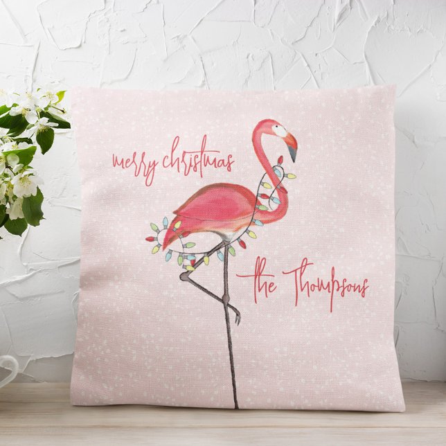 Vrolijk kerstfeest gepersonaliseerd roze flamingo kussen (Christmas "Merry Christmas" cute whimsical pink flamingo throw pillow)