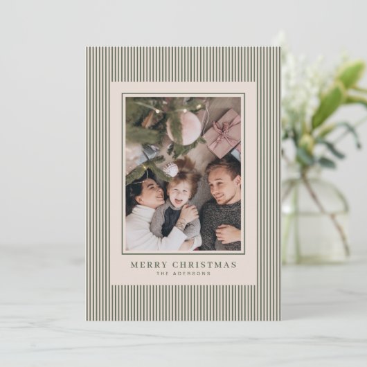 Vrolijk Kerstfeest Groene Strepen Foto gepersonali Feestdagenkaart (Staand voorkant)