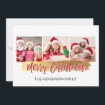 Vrolijk Kerstfeest Hand Geletterd Script 3 Fotokaa Feestdagenkaart<br><div class="desc">Merry Christmas Hand Lettered Script Drie foto's Kaart. De 3 foto's en tekst van dit handgeschreven penseelscript kunnen worden bijgewerkt en aangepast met uw foto- en familienaam. Deze kaart toont ook de familienaam en een gouden folie krans op de achterkant van de kerst Kaart.</div>
