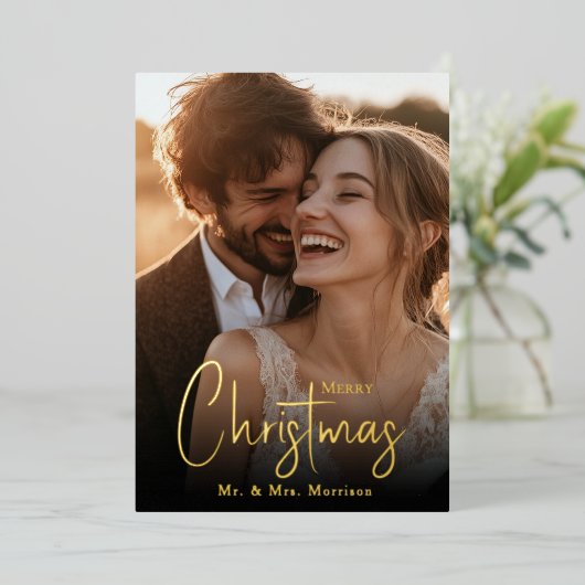 Vrolijk Kerstfeest Happy Couple Custom Photo Folie Feestdagenkaart (Staand Voorkant)