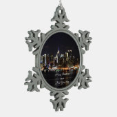 Vrolijk kerstfeest in New York City Tin Sneeuwvlok Ornament (Links)