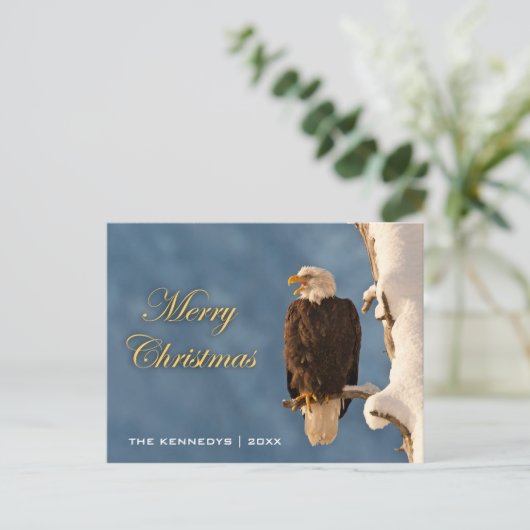 Vrolijk Kerstfeest - Kale Eagle Perching Feestdagenkaart (Staand voorkant)