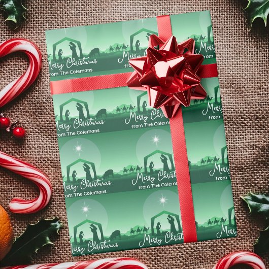 Vrolijk kerstfeest Kerststal Persoonlijke groene Cadeaupapier