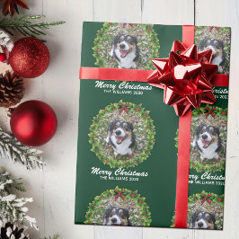 Vrolijk kerstfeest met aangepaste dog foto groen cadeaupapier