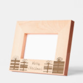 Vrolijk kerstfeest met cadeaus en Cadeaus Gegraveerde Lijstjes (Links)