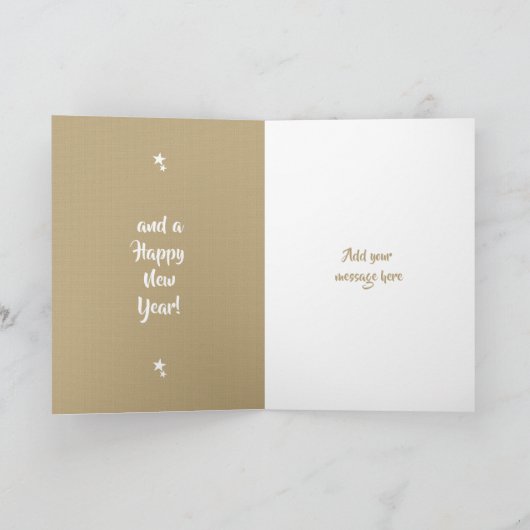 Vrolijk kerstfeest met een schattige sneeuwman en  feestdagen kaart (Binnen)