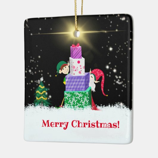 Vrolijk kerstfeest met kerstcadeautjes keramisch ornament (Links)