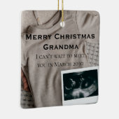 Vrolijk Kerstfeest Oma Boy Zwangerschapsaankondigi Keramisch Ornament (Rechts)