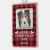 Vrolijk Kerstfeest Rode Buffel Check Hond Foto Verzilverd Omlijst Ornament (Links)