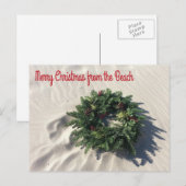 Vrolijk kerstfeest vanaf de strandkrans op zand feestdagenkaart (Voorkant / Achterkant)