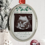 Vrolijk kerstfeest Zwangerschap Ultrasound Baby Metalen Ornament<br><div class="desc">Het is altijd een goed moment om dit spannende nieuws te delen met je naaste en beste. Het perfecte kerstcadeauidee voor de vader om met ultrasone foto te zijn. Pas deze unieke aankondigingsvertoning aan, voeg uw details toe en laat iedereen over dit speciale nieuws weten. Geweldig geschenk voor nieuwe ouders...</div>