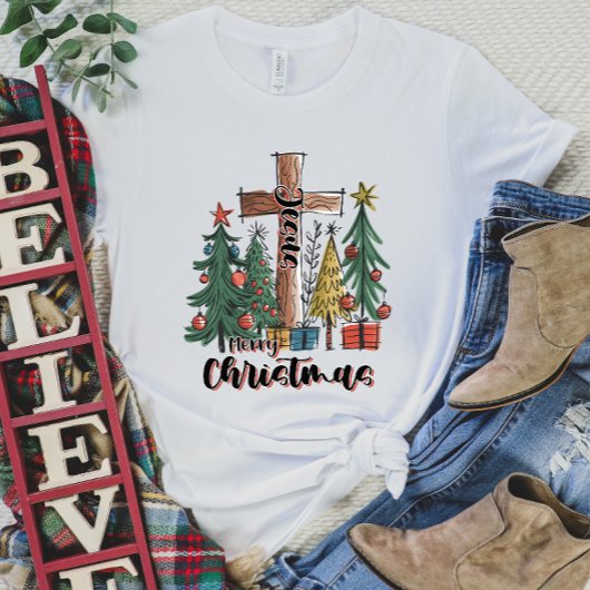 Vrolijk kerstkruis en bomen T-shirt