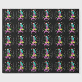 Vrolijk kerstmeisje en sneeuwvlokken op maat cadeaupapier (Vlak)