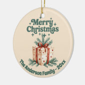 Vrolijk Kerstmis beige rustieke geschenkdoos groen Keramisch Ornament (Links)