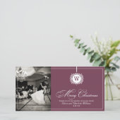 Vrolijk Kerstmis Elegant Bourgondië Monogram Foto Feestdagenkaart (Staand voorkant)