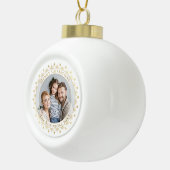 Vrolijk Kerstmis Elegant Goud Sneeuwvlok Foto Keramische Bal Ornament (Rechts)