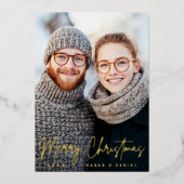 Vrolijk Kerstmis elegante script pine groene foto Folie Feestdagenkaart (Voorkant)