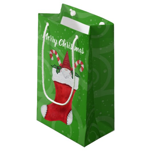 Vrolijk Kerstmis Gnome Rood Stocking Groene Swirls Klein Cadeauzakje (Voorkant Gekanteld)