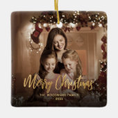 Vrolijk Kerstmis Goud Script Familie Foto Keramisch Ornament (Voorkant)